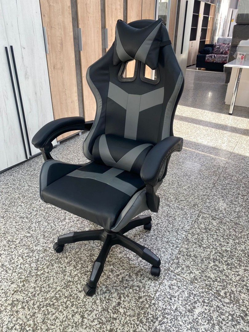 Стул игровой 6033